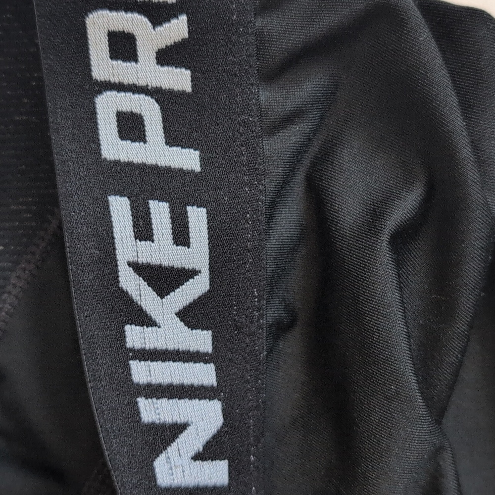 Nike Women's Black Pro Shorts - Picture 5 of 6